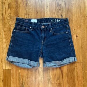GAP Women's Rolled Cuff Jean Shorts - Dark Blue